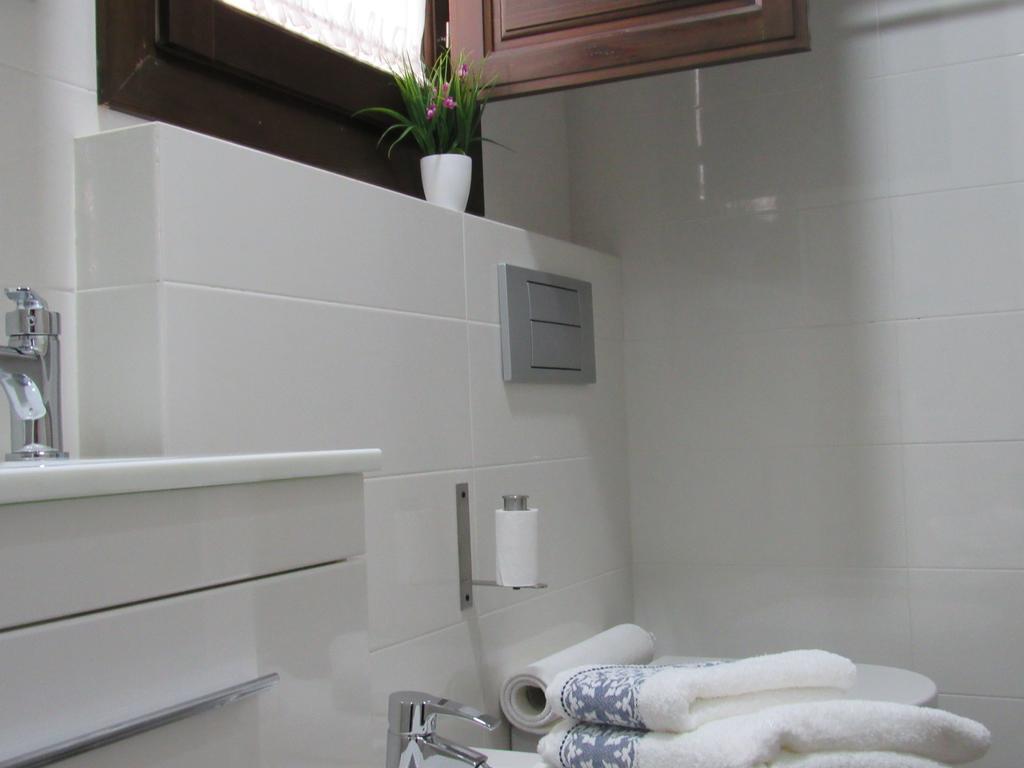 Apartamentos Iliberis Granada Room photo