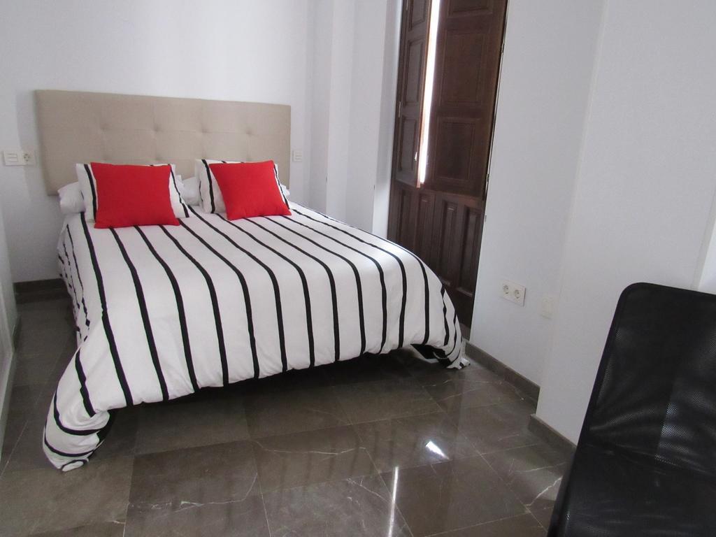 Apartamentos Iliberis Granada Exterior photo
