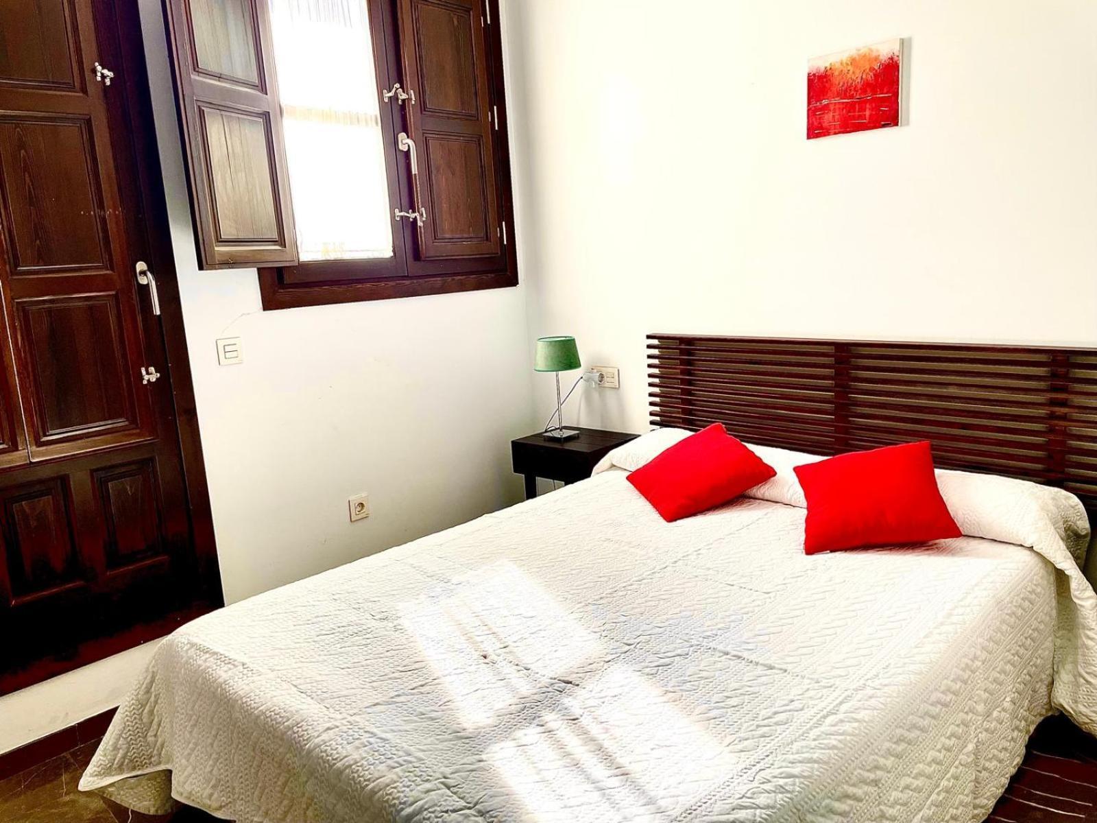 Apartamentos Iliberis Granada Exterior photo