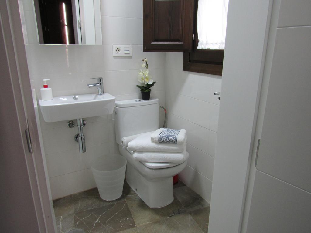 Apartamentos Iliberis Granada Room photo