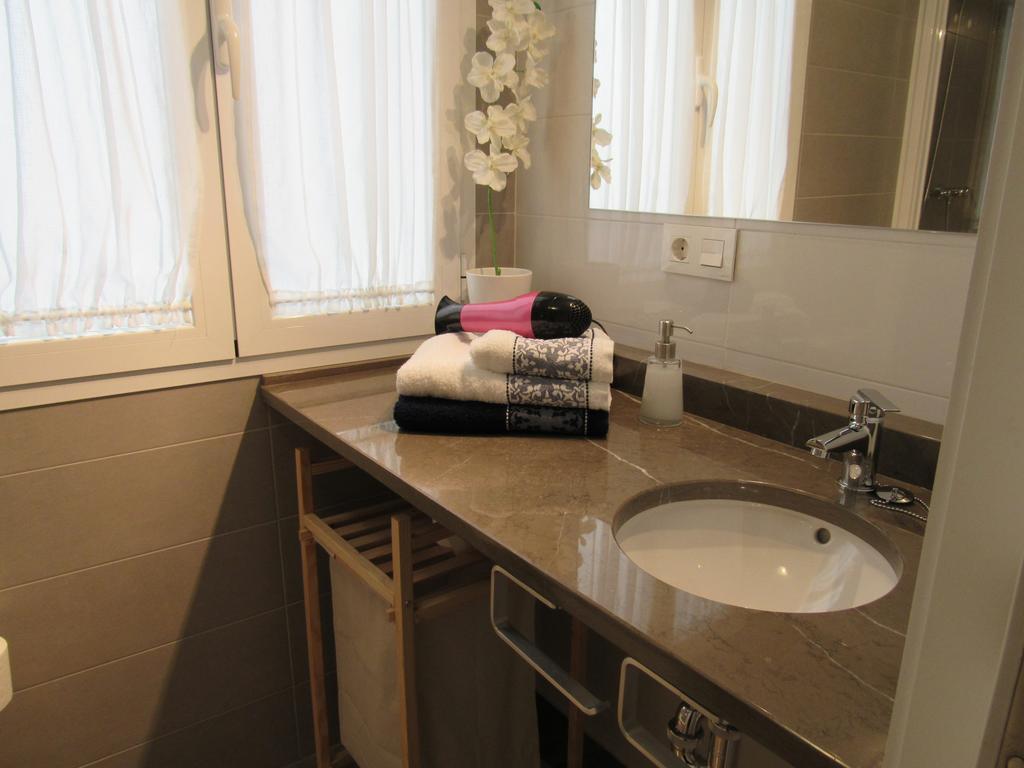 Apartamentos Iliberis Granada Room photo