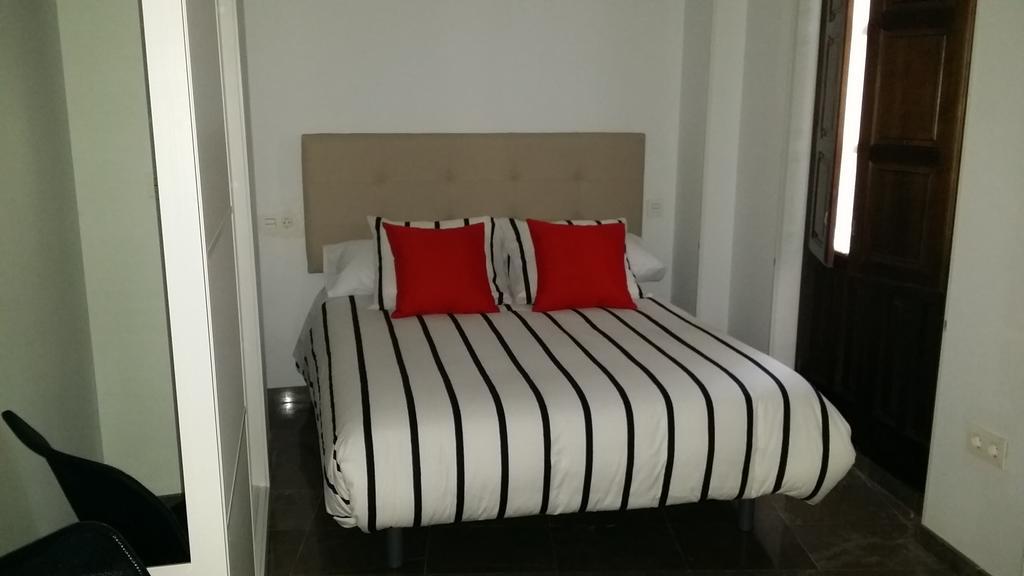 Apartamentos Iliberis Granada Exterior photo